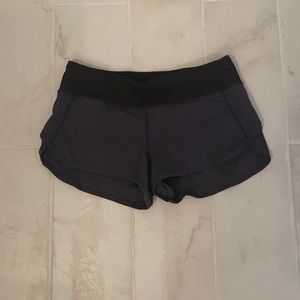 Lululemon speed up short 2.5”